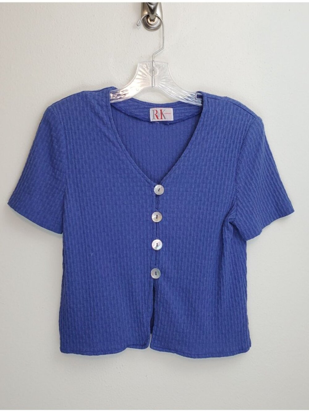 R & K Originals blue vintage button up cropped blouse